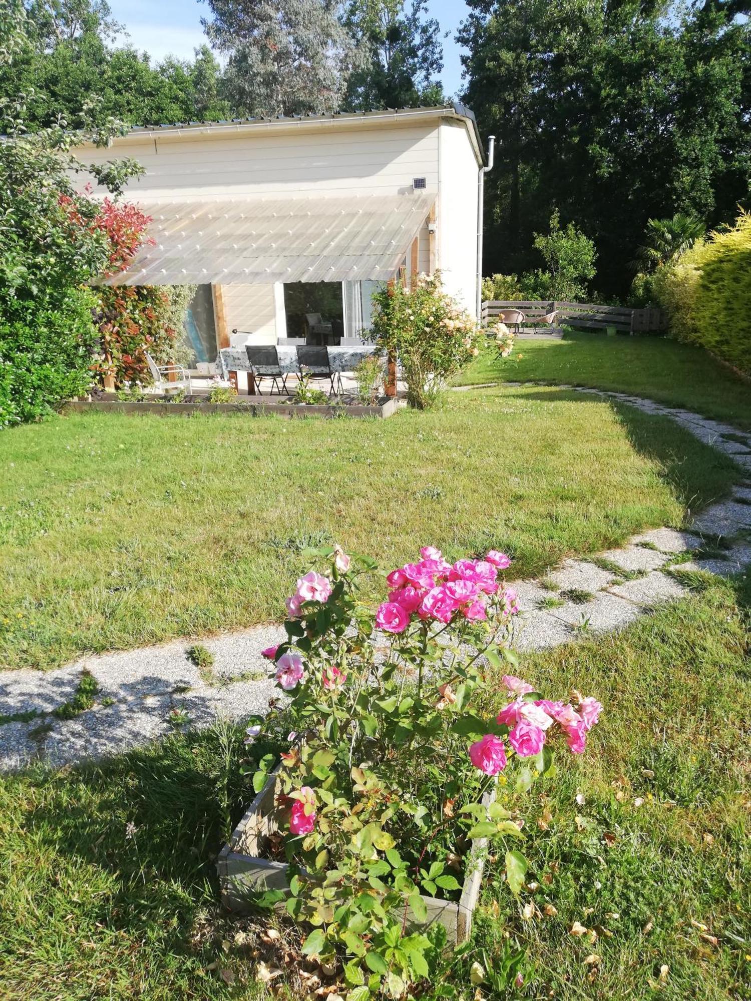 Au Coeur Du Jardin La Boussac Exterior foto